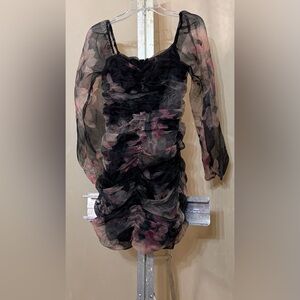 Lulu's Black and Pink Floral Gathered Long Sleeve Dress Sz Small